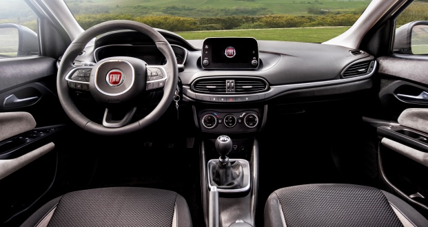 Fiat_Tipo_interior_620